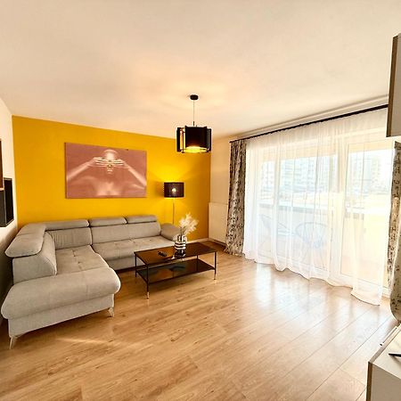 Kasper Coresi Mall - Rise Private Apartments & Suites 브라쇼브 외부 사진