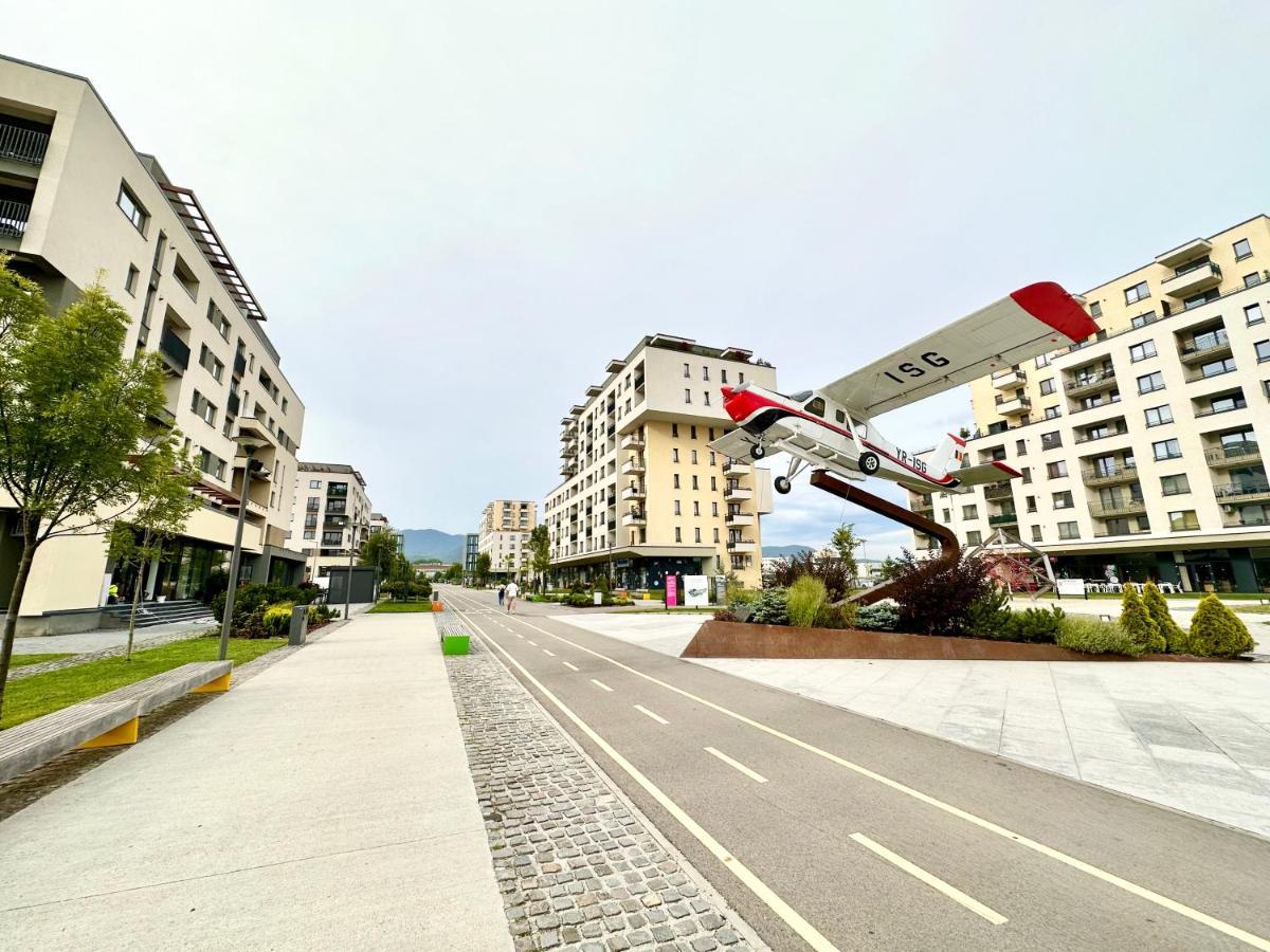 Kasper Coresi Mall - Rise Private Apartments & Suites 브라쇼브 외부 사진