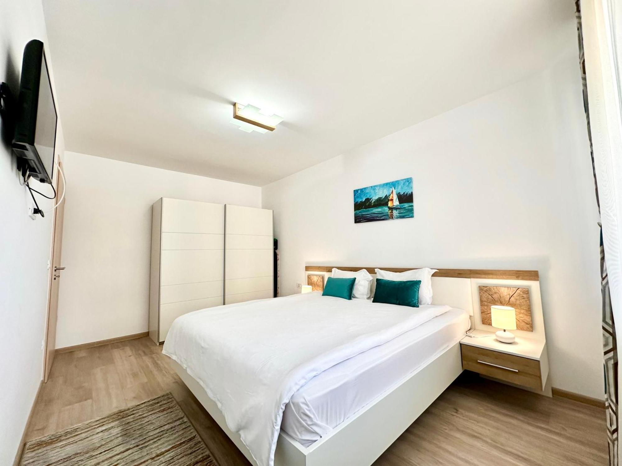 Kasper Coresi Mall - Rise Private Apartments & Suites 브라쇼브 외부 사진