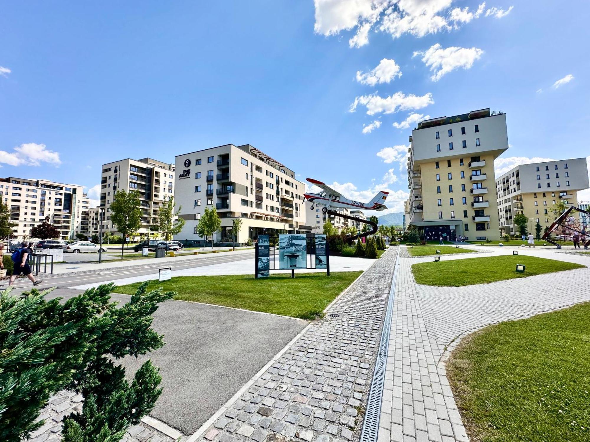 Kasper Coresi Mall - Rise Private Apartments & Suites 브라쇼브 외부 사진