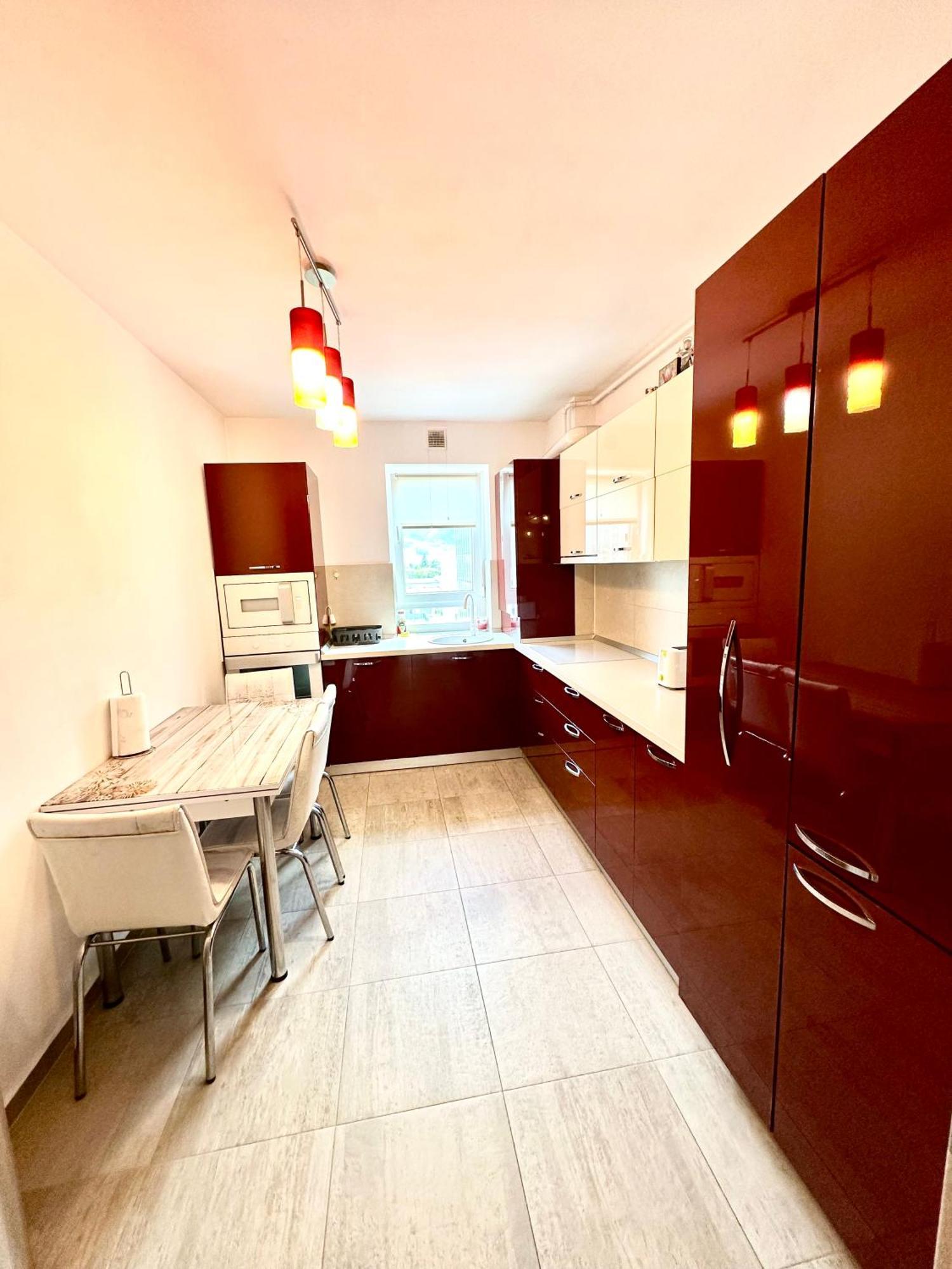 Kasper Coresi Mall - Rise Private Apartments & Suites 브라쇼브 외부 사진