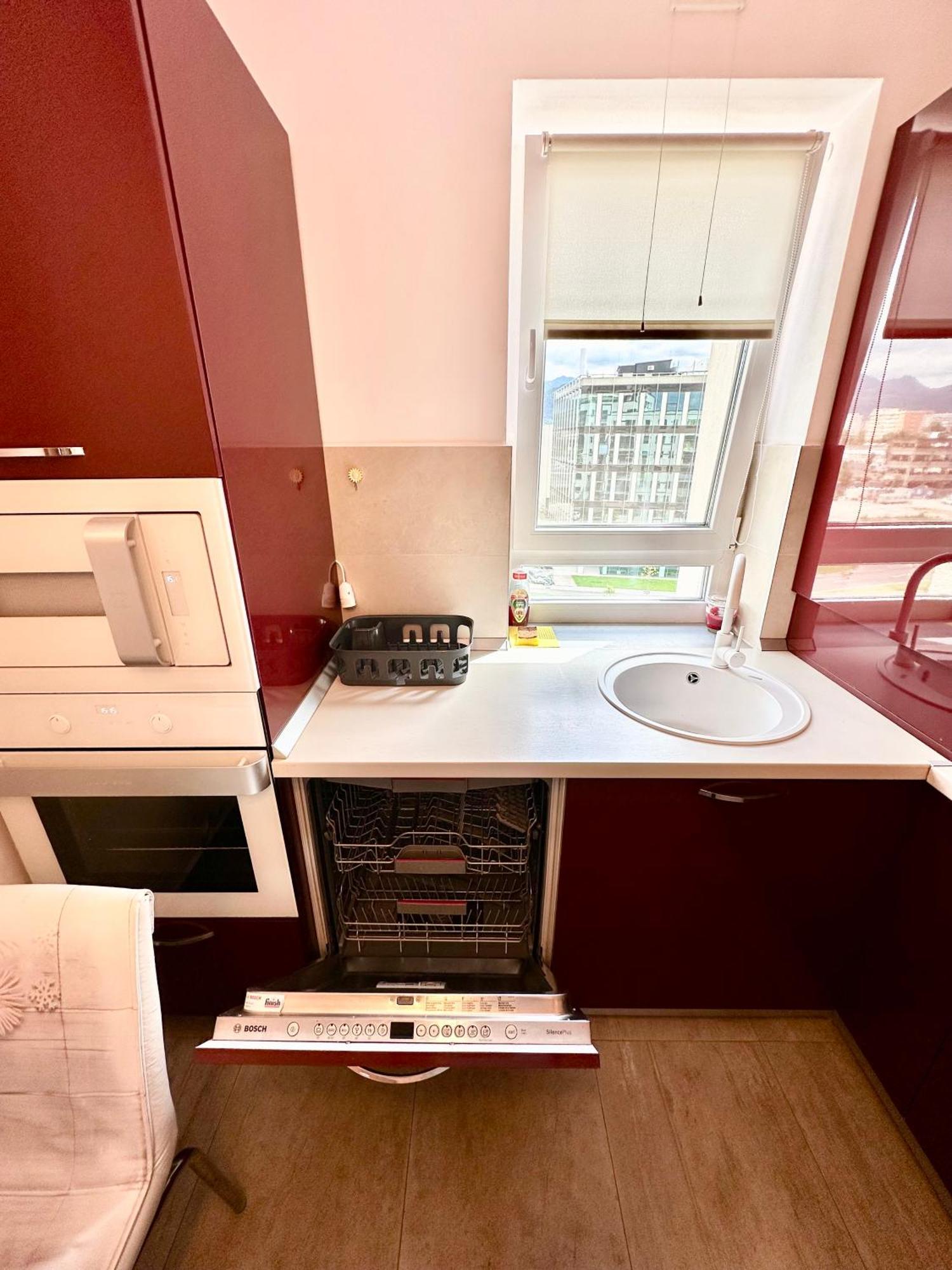 Kasper Coresi Mall - Rise Private Apartments & Suites 브라쇼브 외부 사진