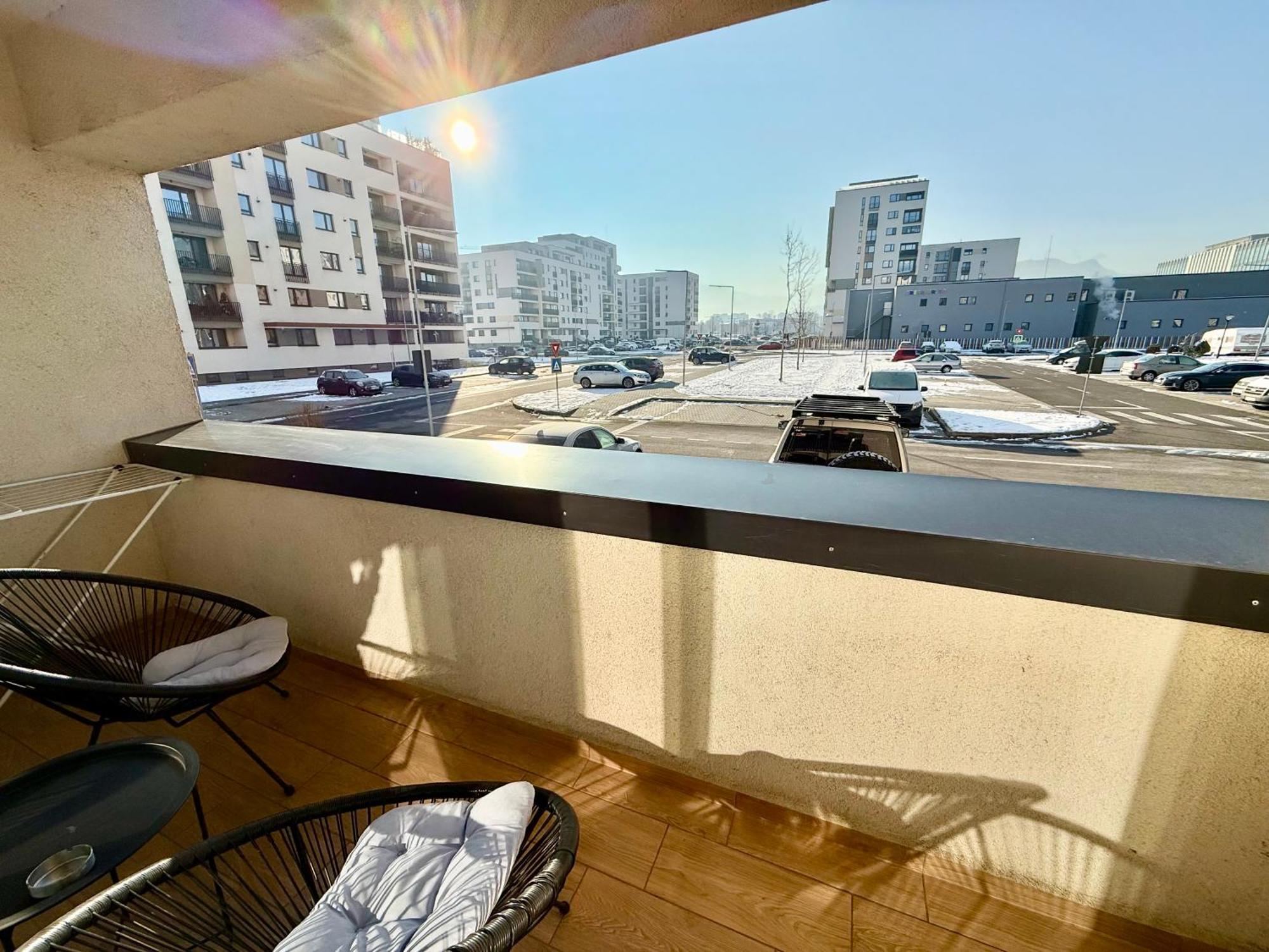 Kasper Coresi Mall - Rise Private Apartments & Suites 브라쇼브 외부 사진