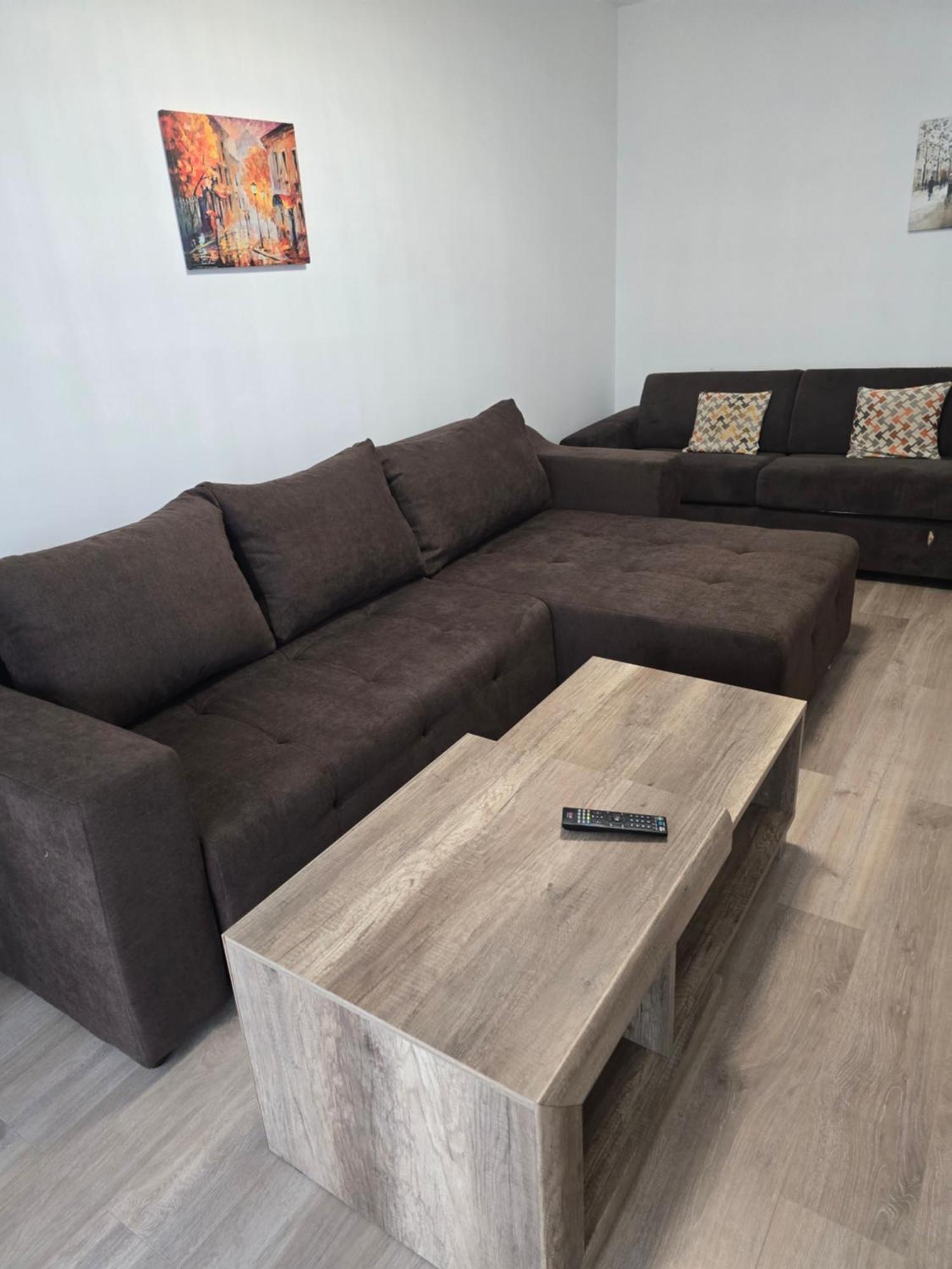 Kasper Coresi Mall - Rise Private Apartments & Suites 브라쇼브 외부 사진